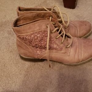 Mossimo brand boots